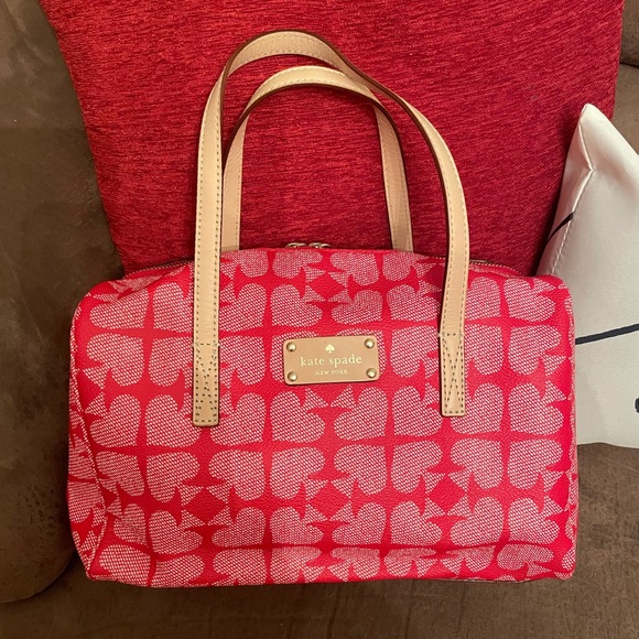 Kate Spade - Picture 1 of 4